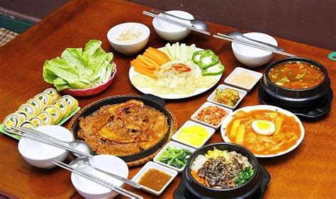 베트남전통음식: 한국인의 입맛을 사로잡은 이국적 매력